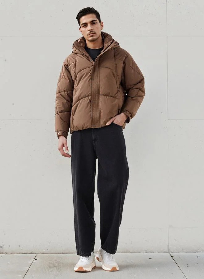 ايكونيك جاكيت رجالي مبطن بغطاء رأس بقصة عادية